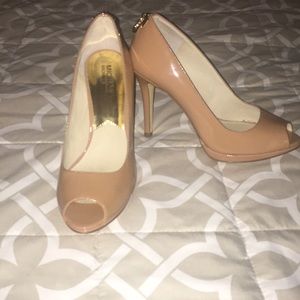 MK heels